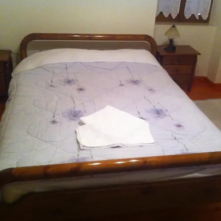 Paradosiakos Xenonas 